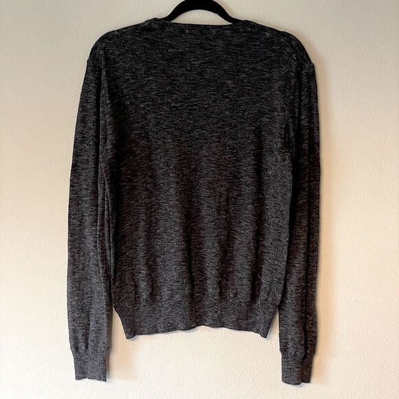 Mens American Eagle Dark Gray “Athletic-Fit”, Super Soft Sweater. Size Medium. - Picture 2 of 4